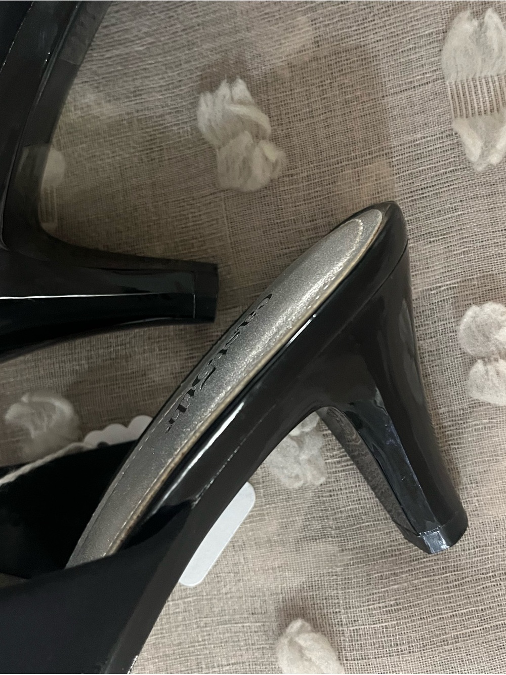 East 5th Black Strappy Slip-On Mules size 7/12 - Picture 5 of 7